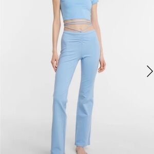 NWT ALO Yoga Light Blue size small $128